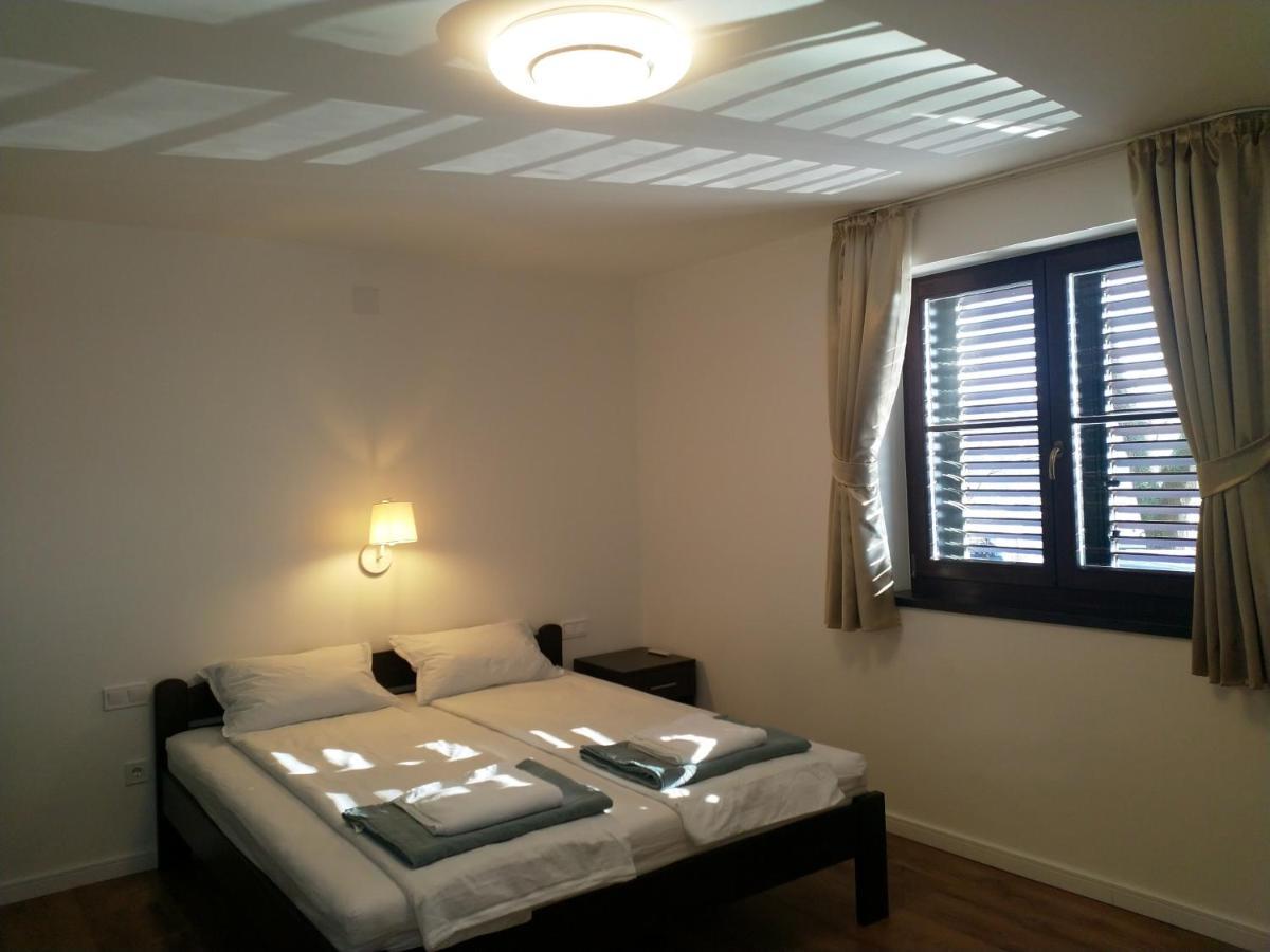 City-Top Vendeghaz Estergon Dış mekan fotoğraf