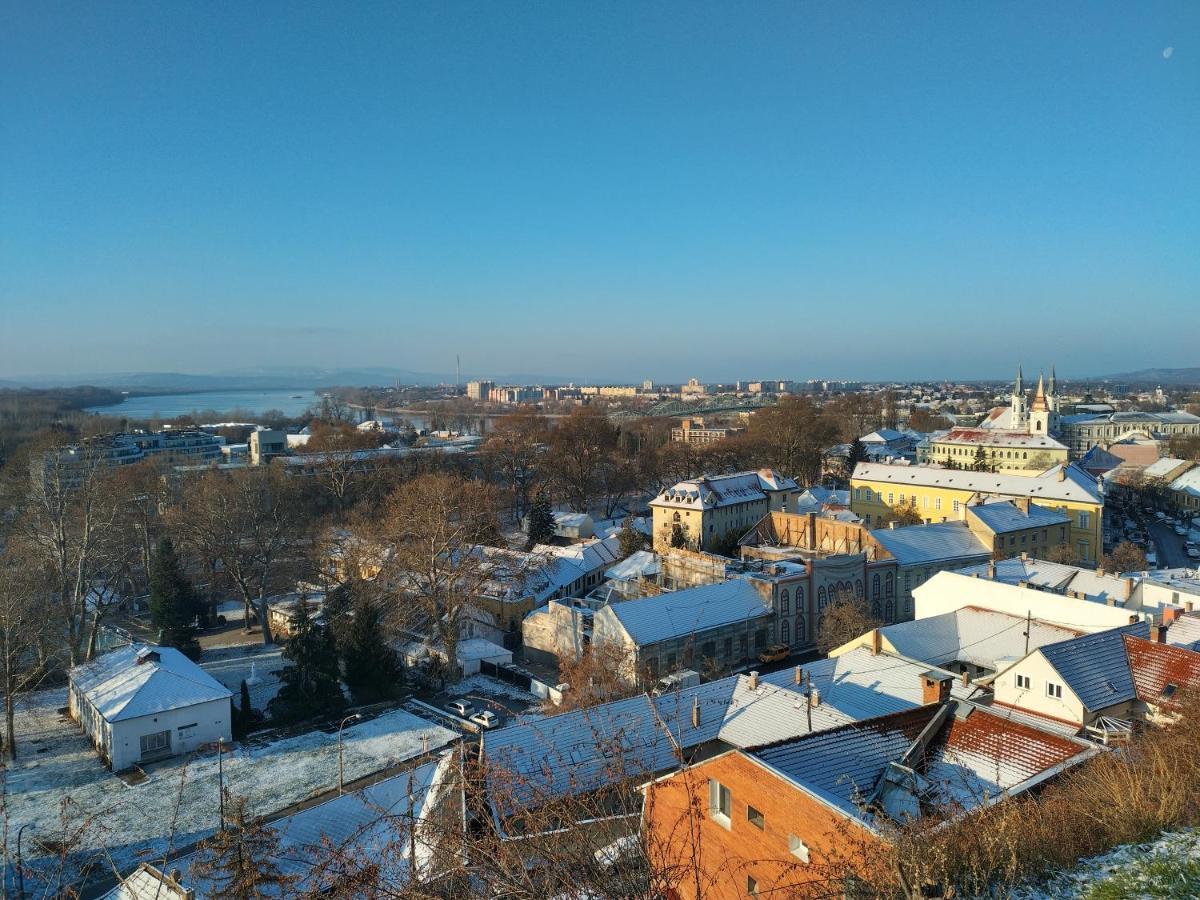 City-Top Vendeghaz Estergon Dış mekan fotoğraf
